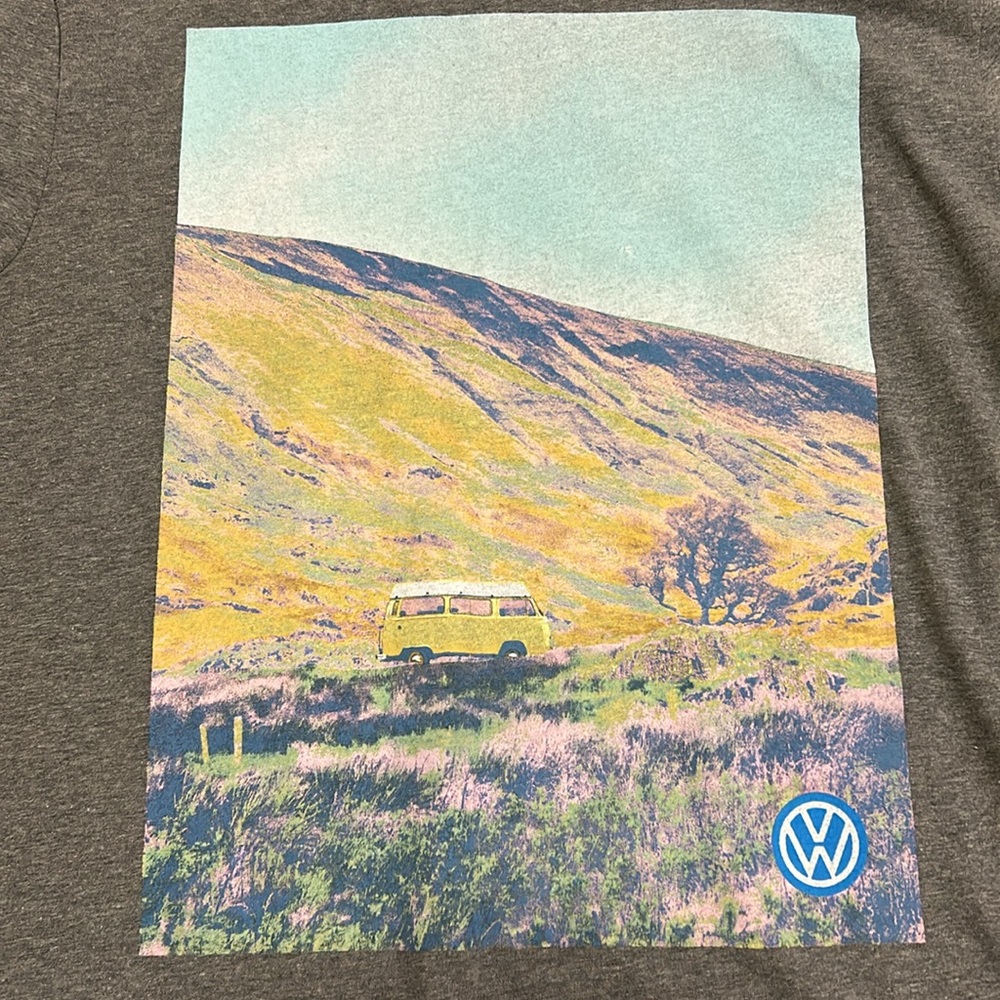 Goodfellow/Volkswagen Graphic T - Picture 2 of 3